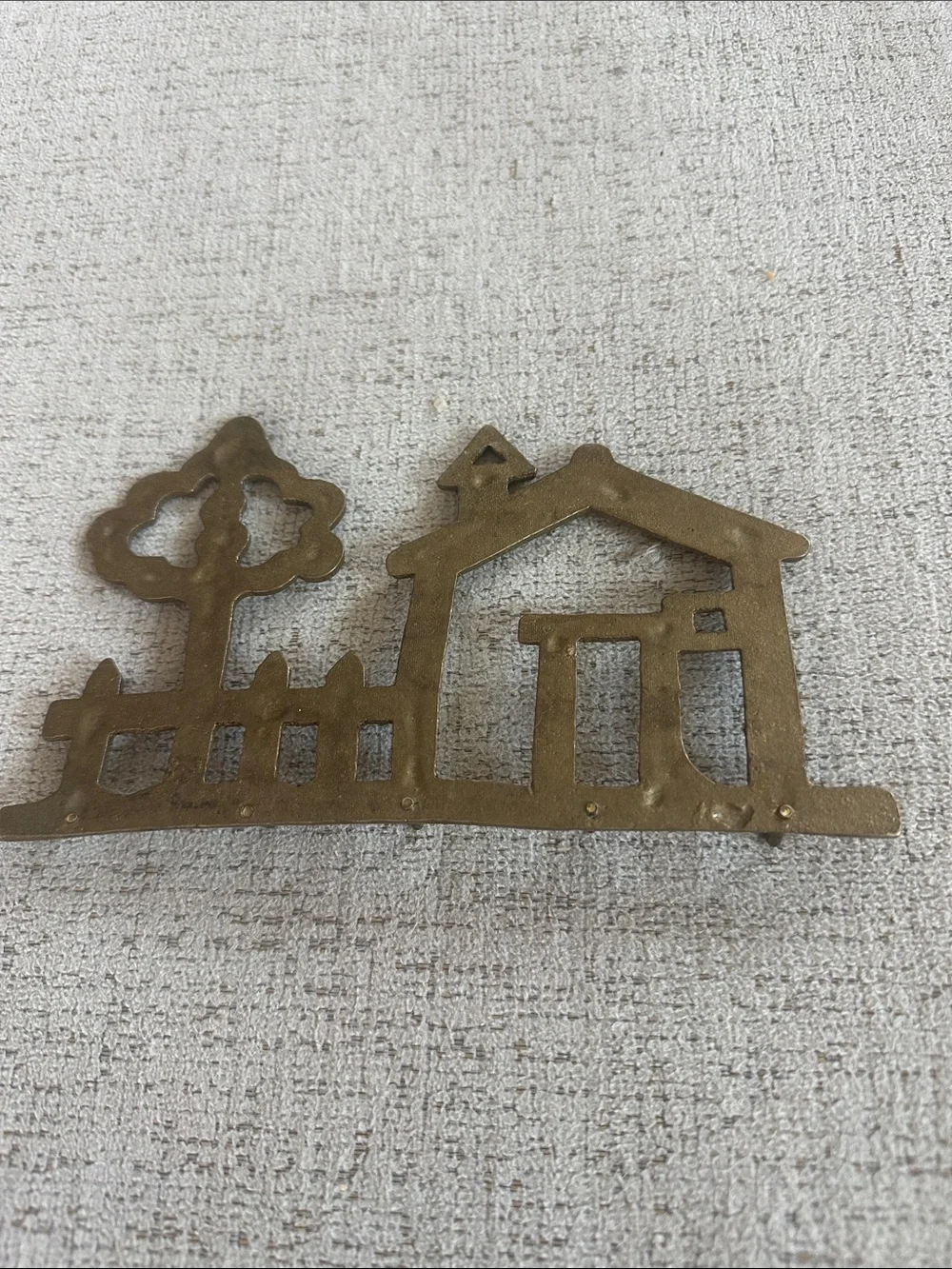 Vintage Brass Cottage & Picket Fence Wall Key Rack (4 hooks)
